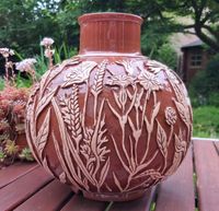 2111-01-3 Sgraffito Slipware Vase